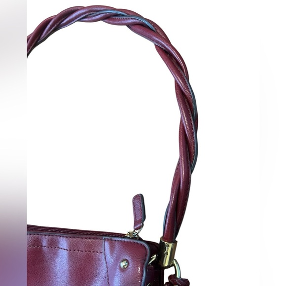 Relic Elegant Red Braided Straps Shoulder Bag - Picture 3 of 6